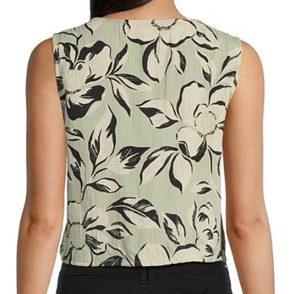 NWT Angie Sleeveless Green / Black V-Neck Floral Triple Tie Top (Size M) - Picture 2 of 6